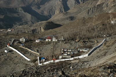 Picture of overview of entrance at Muktinath